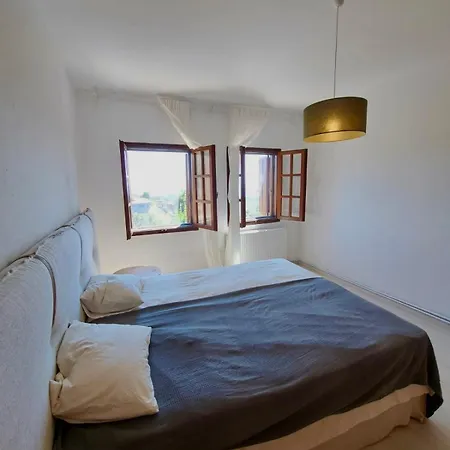 Apartment Elena - Renovated Gem With Stunning Sea Views *