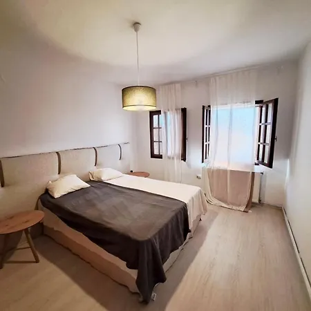 Elena - Renovated Gem With Stunning Sea Views Apartment